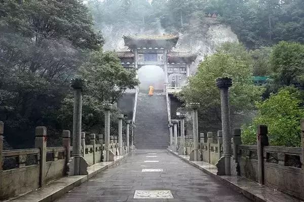 山西不只有五台山,还有座灵空山「网红打卡地」