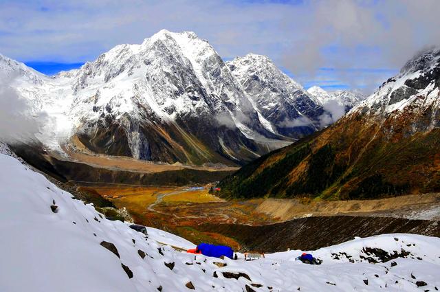 格尔木，世界上面积最大城市，因青藏公路诞生，通向世界屋脊