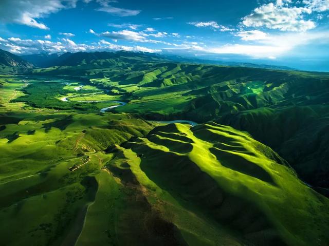 喀拉峻草原旅游攻略-喀拉峻草原简介最佳季节景点推荐