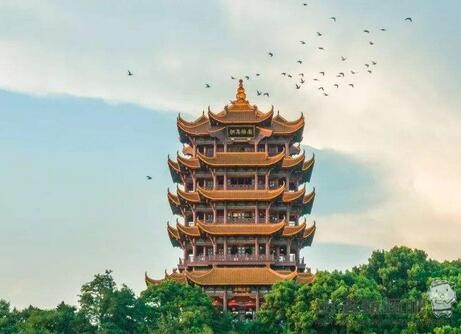 黄鹤楼值得去吗？黄鹤楼旅游攻略告诉你！（黄鹤楼旅游景点介绍+游览时间+门票+路线）