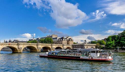 在塞纳河畔游玩,塞纳河上三座值得逛的桥推荐 在塞纳河畔游玩,塞纳河上三座值得逛的桥推荐