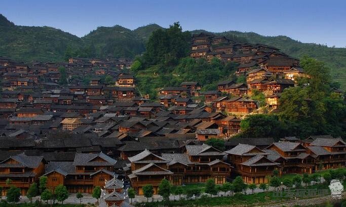 西江千户苗寨旅游攻略详细-西江千户苗寨景点游玩攻略