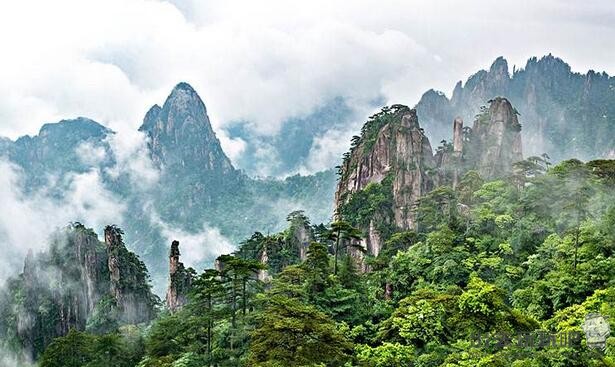 黄山景点有哪些？有什么特色？黄山几月份去风景最好？黄山必去景点排名，想知道答案就来看看吧！