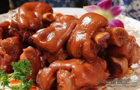 青岛美食攻略_青岛美食排行榜前十名_青岛十大特色菜