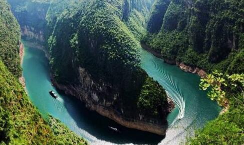 三峡旅游攻略：（三峡旅游最佳时间+三峡旅游船票多少钱?+三峡旅游路线+三峡购物攻略）