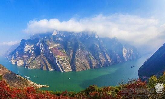 长江三峡三日游攻略，在游船上欣赏世界水利奇观，湖北旅游必去之地