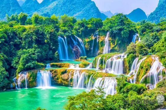 通灵大峡谷一年四季都有让你流连忘返的美景