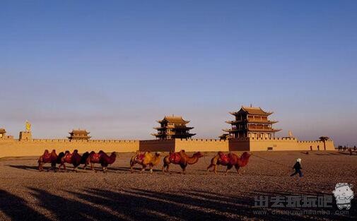 嘉峪关旅游攻略自助游，感受中国古代城楼的雄伟壮观