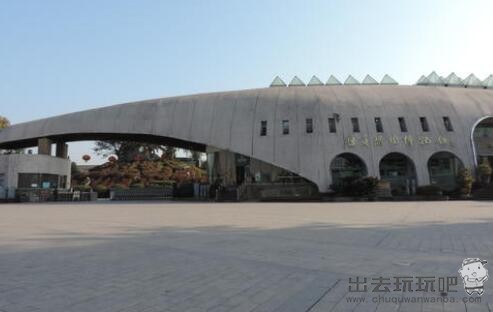 自贡恐龙博物馆半日游旅游攻略