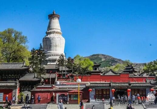 五台山旅游攻略（五台山门票多少钱？北京到五台山自驾游路线+五台山住宿攻略+景点推荐）