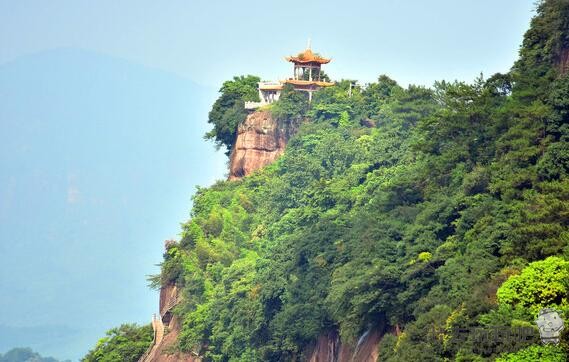 丹霞山好玩吗？丹霞山在哪里？丹霞山旅游攻略（丹霞山门票价格）