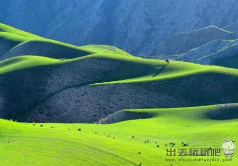 喀拉峻草原在哪里？门票多少钱？喀拉峻草原最佳旅游季节