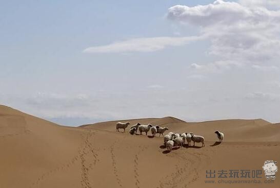 腾格里沙漠在哪里？腾格里沙漠几月份去好