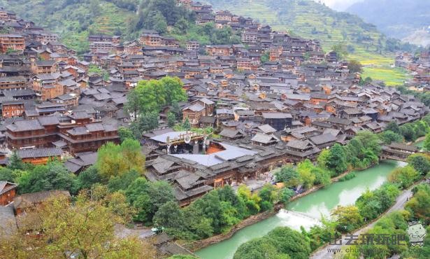 贵州黔东南雷山西江千户苗寨一日游旅游攻略