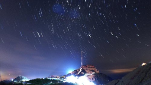 手机星轨怎么拍