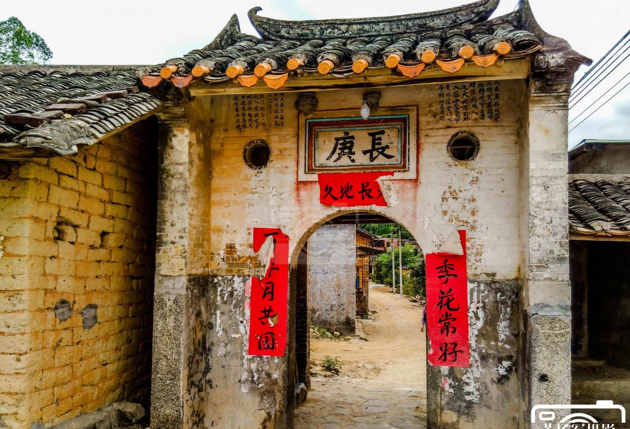 惠州花园村被誉为纯朴的乡村，距离博罗县城38公里
