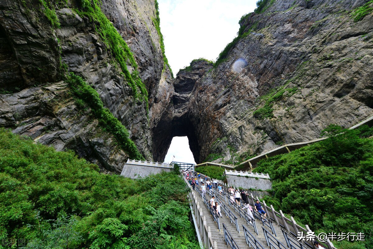 湖南张家界旅游攻略自由行攻略(张家界必去的三个景点)