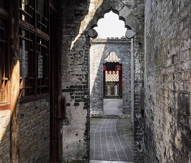 热门古镇旅游，应该注意哪些事项？