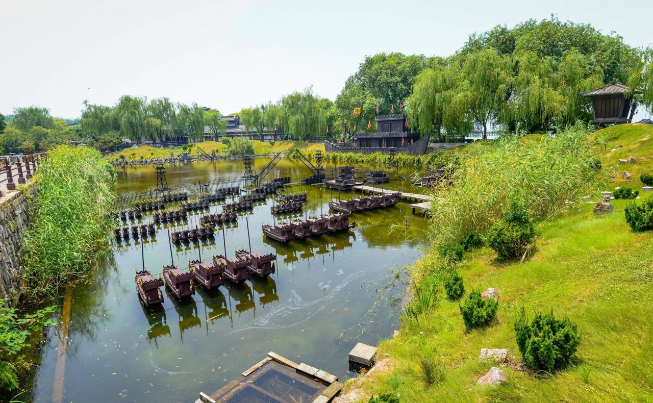 为拍电影修建而成，原汁原味真三国