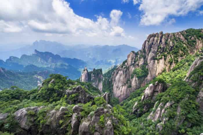 江西三清山：坠落人间的仙境