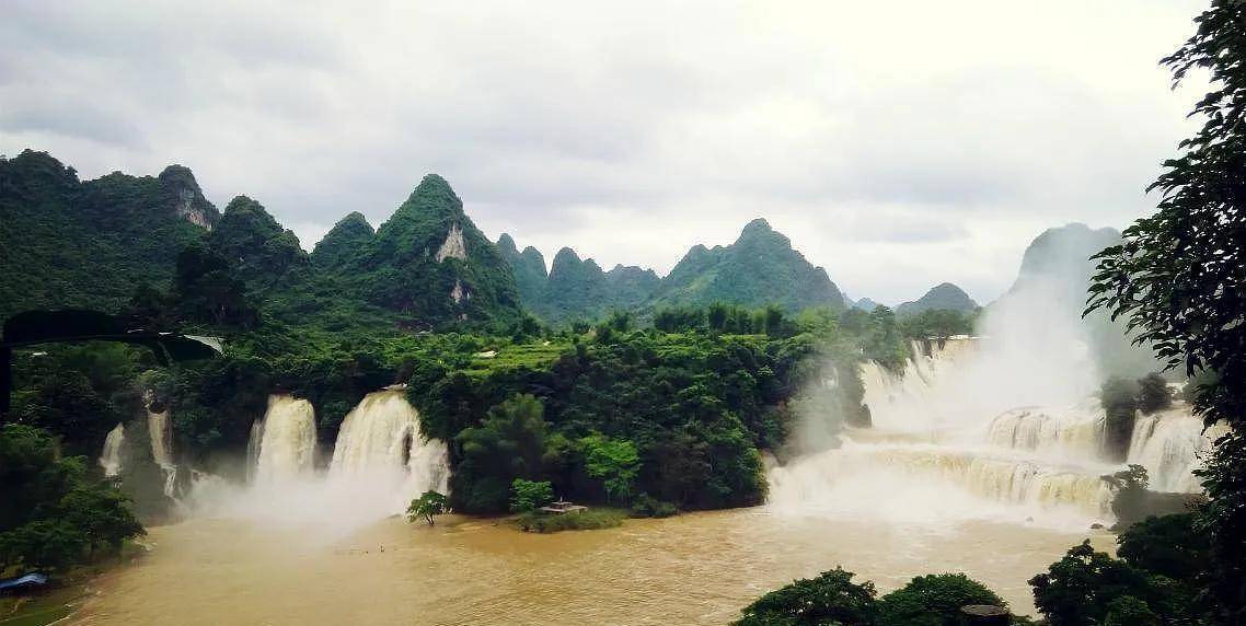 花千骨在德天跨国大瀑布取景