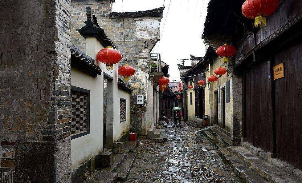 广西一古镇火了，被称靖西版乌镇，耗资12亿免费开放
