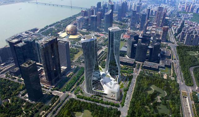 我国新一线城市，坐拥中外的5A级景区，却不收门票