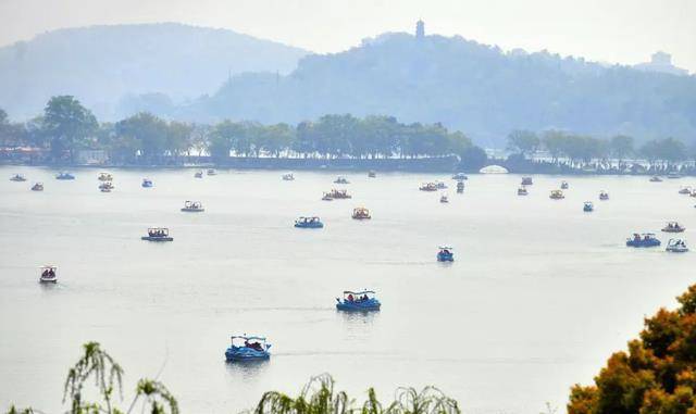南京玄武湖景区走红，如今位列江南三大名湖