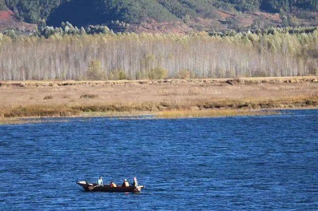 香格里拉湖在哪里？四川香格里拉湖旅游攻略