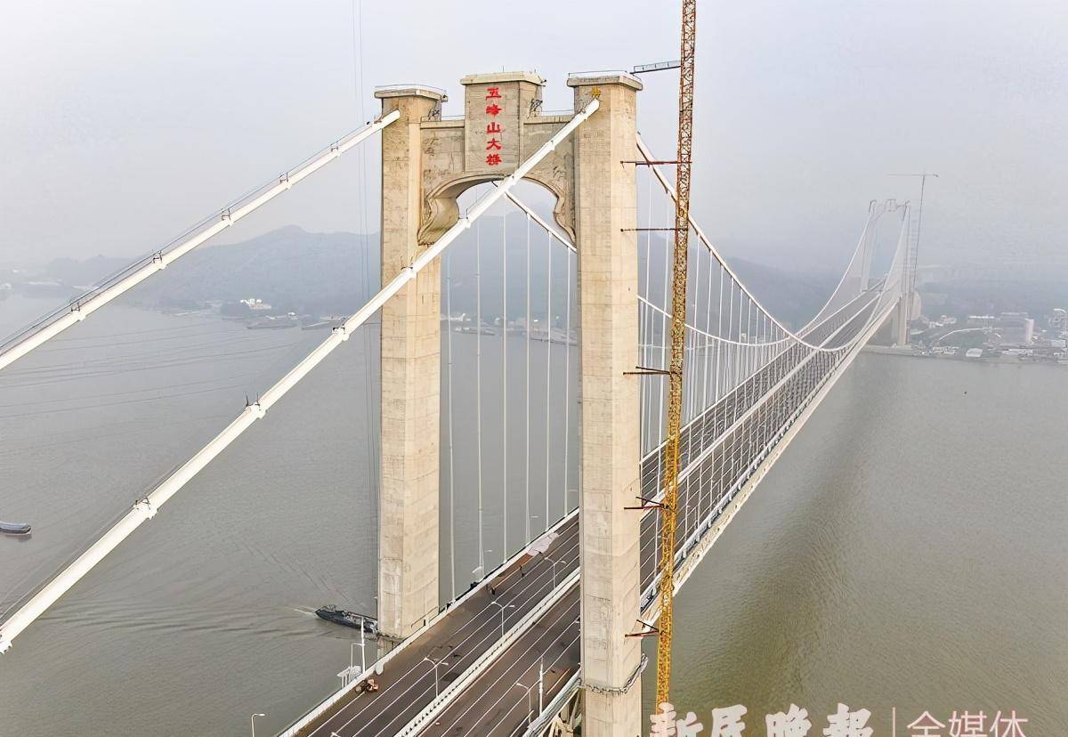 连镇高铁淮镇段将开通，上海到扬州2个小时内