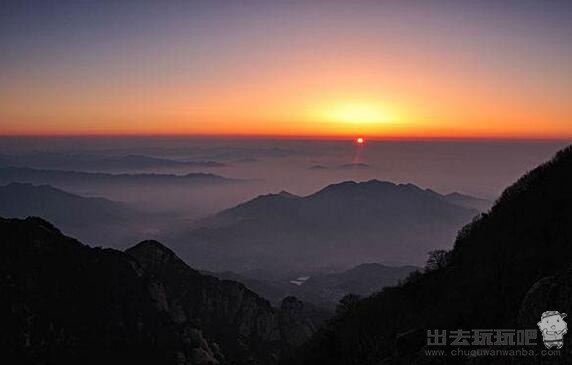 泰山上有哪些著名景点？