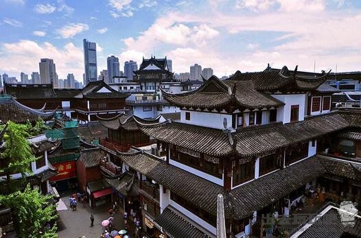 上海旅游十大必去景点有哪些？看看上海景点排名前十的名单就知道了。