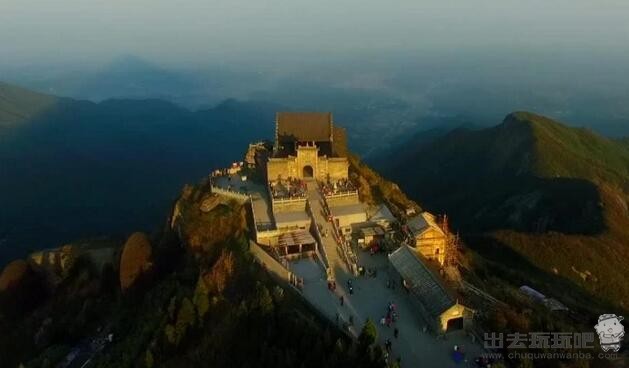 湖南旅游景点有哪些好玩的地方？湖南旅游景点排名前十名单为你详细解读！