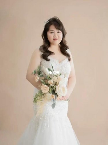 婚纱照怎么那么胖啊