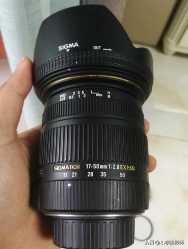 尼康b700怎么拍虚化