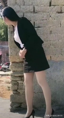 集体合照怎么显腿长-集体合照怎么拍