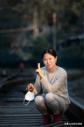 拍风景人物用什么镜头？旅游拍人物风景用什么镜头