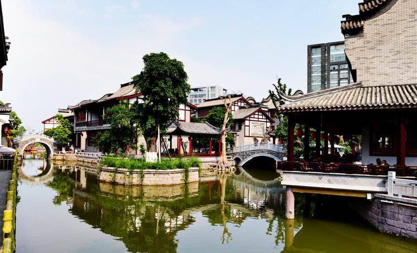 龙潭水乡成为空城的原因和建议