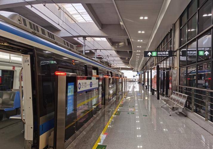 温州喜提新地铁，全长64千米，车站多达19个