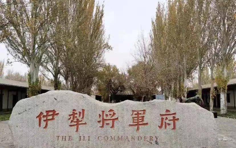 新疆唯一的一座木质高层历史建筑,得乾隆亲笔提名