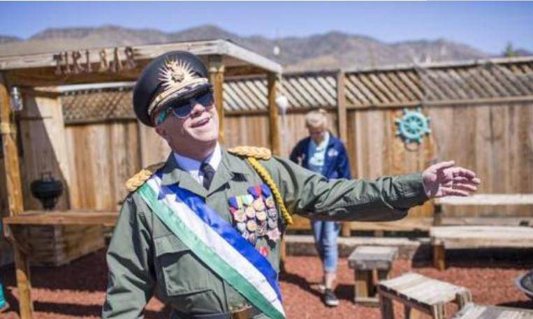 世界上最小的国家，总人口仅32人，人口增长全靠总理夫人