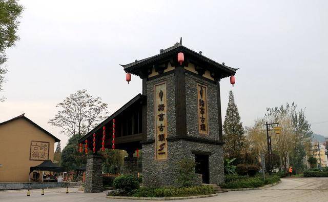 陕西诸葛古镇游玩介绍，门票免费消费很低