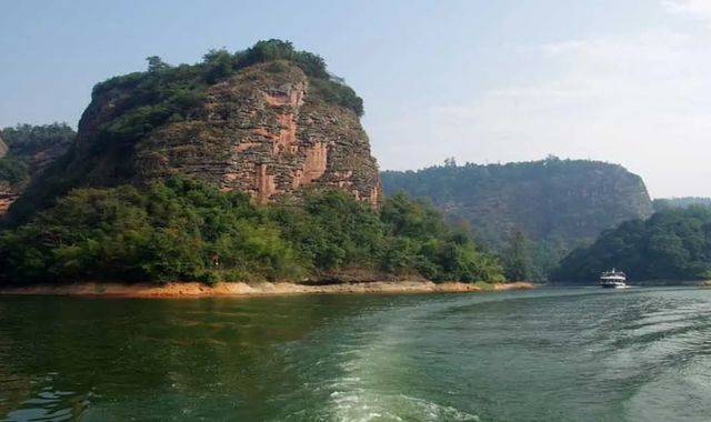 福建泰宁风景名胜区游玩介绍，孤峰石柱巷谷应有尽有