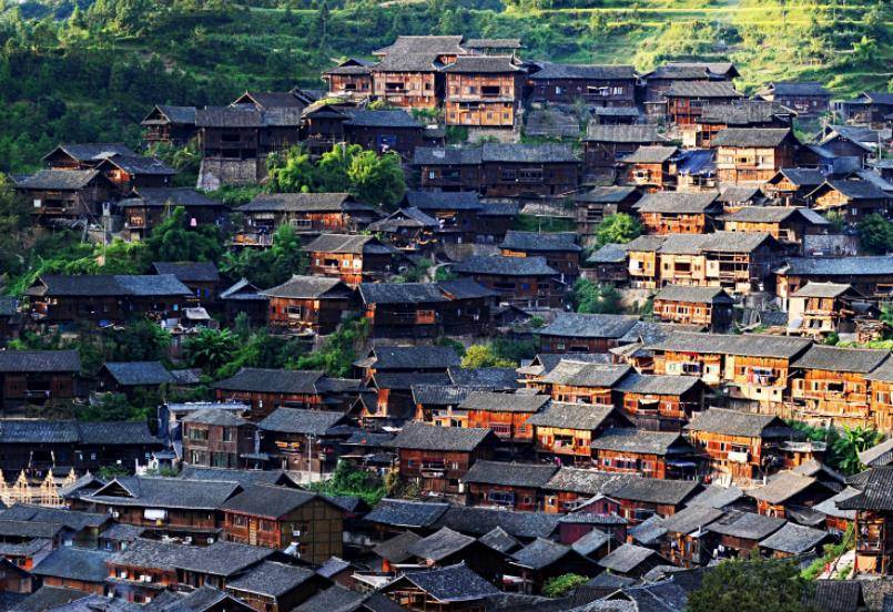 苗寨旅游注意事项介绍，别喝苗族姑娘的酒