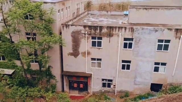 郑州顽固钉子户，给一亿都不拆