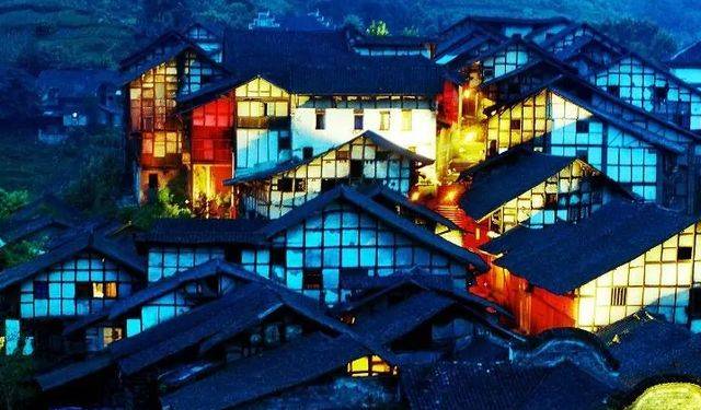 四川福宝古镇游玩介绍，依山而建布局独特